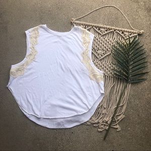 We The Free White Sleeveless Top Size Medium